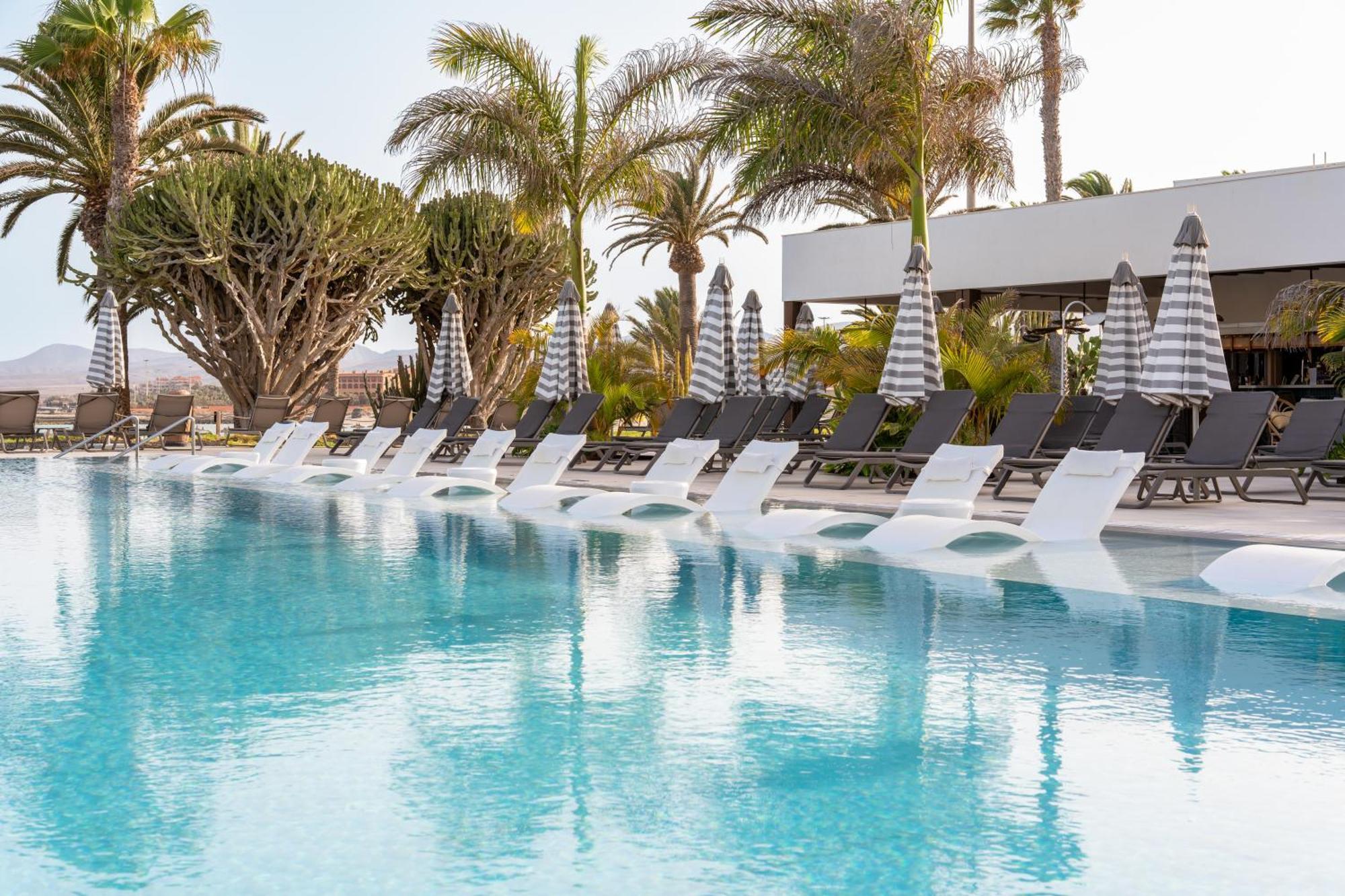 Barcelo Fuerteventura Royal Level - Adults Only Hotel Caleta De Fuste Exterior photo